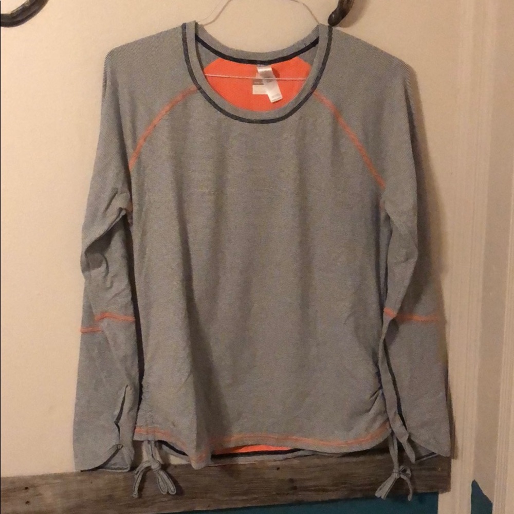 Lucy techwear workout longsleeve